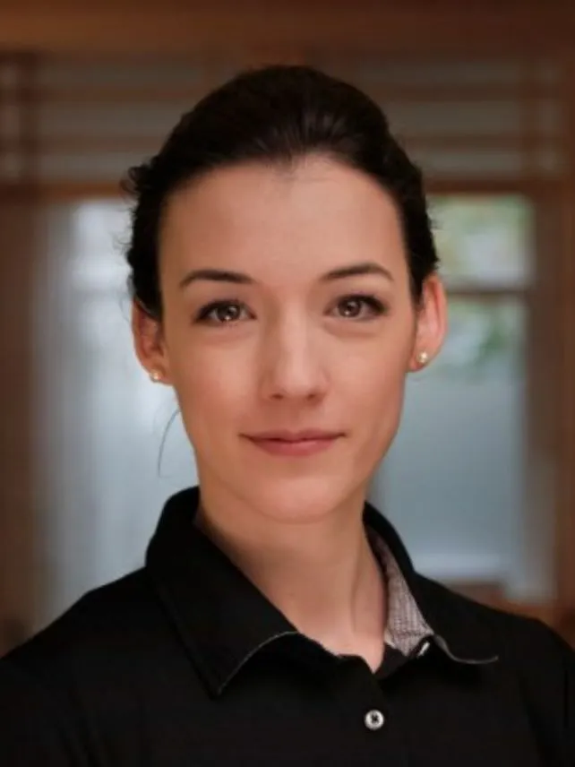 Laura Czieselski
