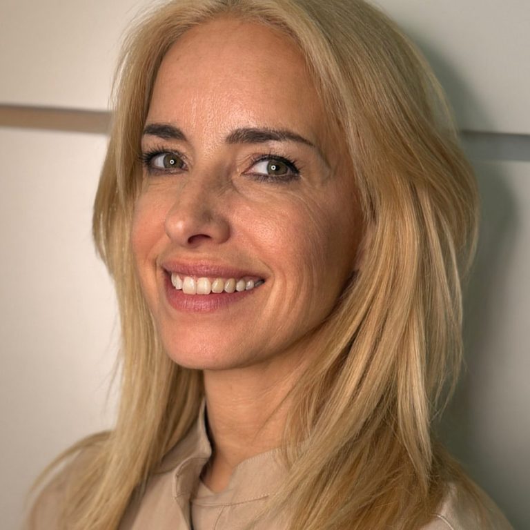 zsuzsanna_neu_cropped